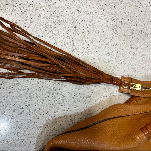 Tory Burch Tan Leather Shoulder Bag - Picture 8 of 10